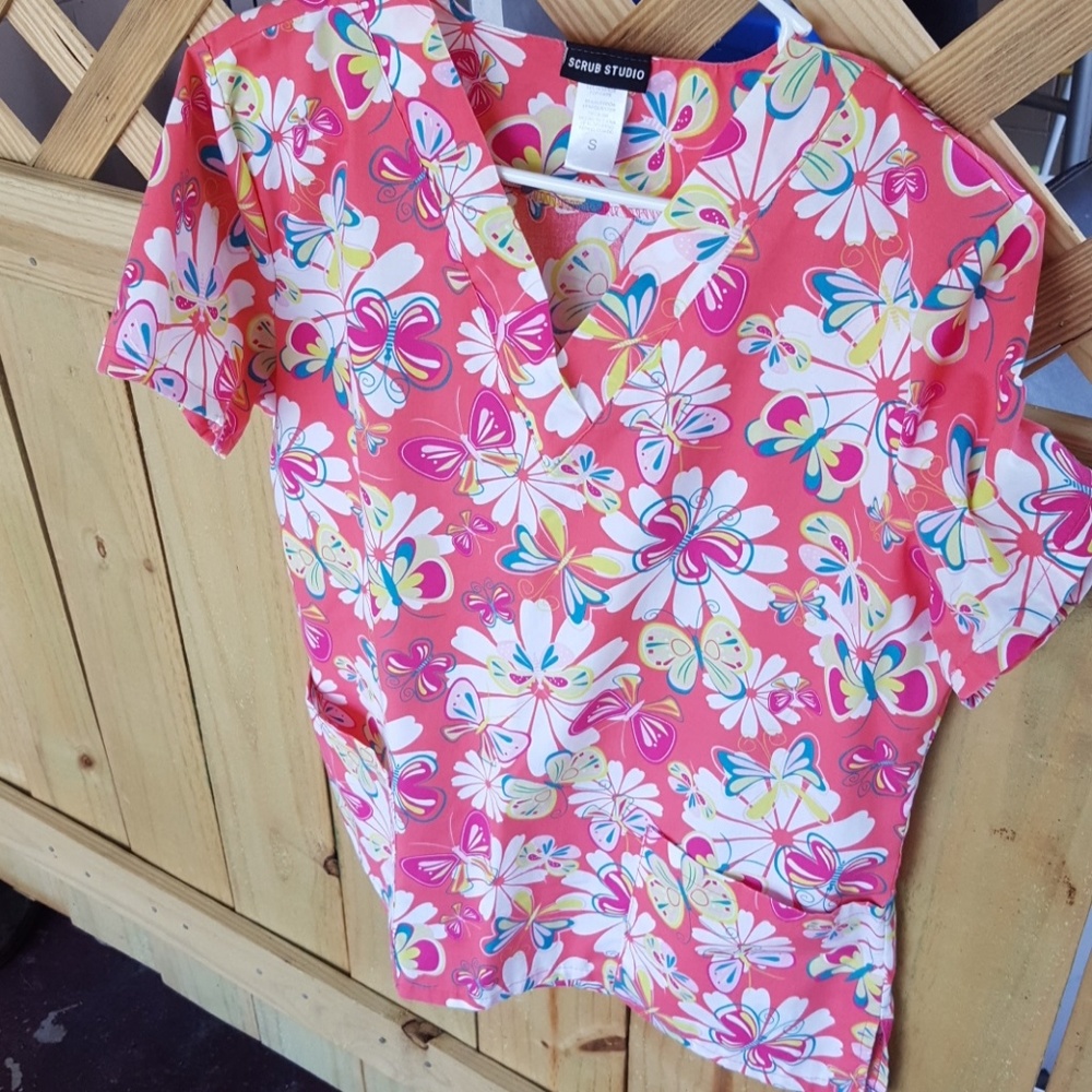 Scrub Top